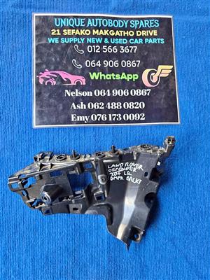 Land Rover Defender Rear Bumper Slider Bracket