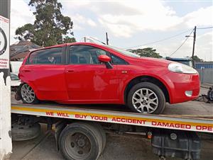 FIAT PUNTO STRIPPING FOR SPARES
