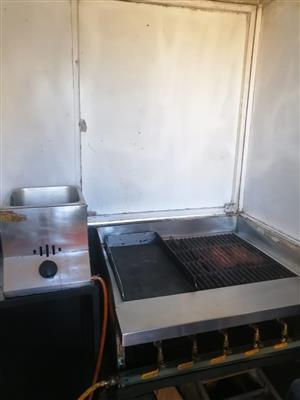 Mobile kitchen trailer