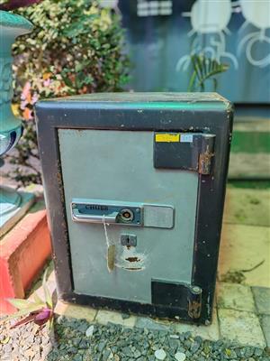 Chubb fire resistant safe
