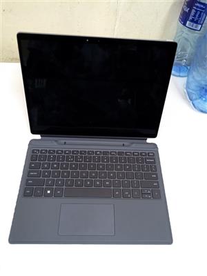 Dell latitude 7320 core i5 11th gen detachable touchscreen with 256ssd 16GB 13in