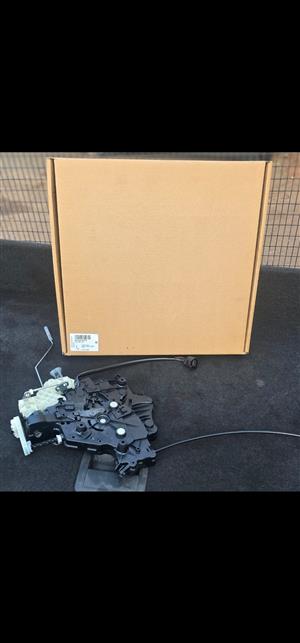 Vw Caddy 2016-2020 Model Left Sliding Door Lock 