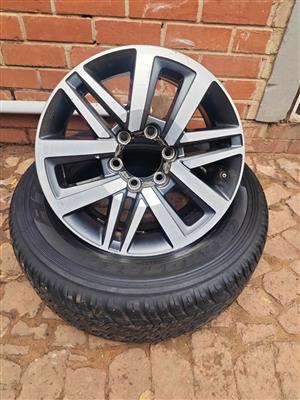 Toyota Hilux/Fortuner OEM 18"mag to use for spare wheel 