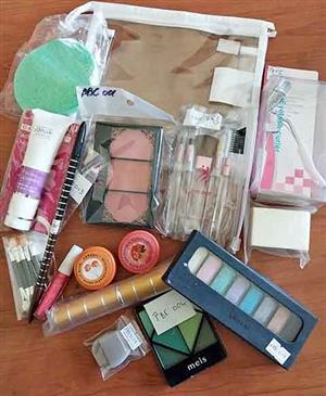 Make up set for sale