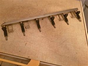 BMW N52 INJECTOR RAIL WITH INJECTORS FORSALE