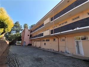 Spacious Spacious 1 Bedroom Flat at well kept and secure complex in Three Rivers..