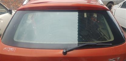 BMW X1 Rear windscreen