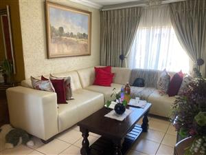 Apartment For Sale in Jabulani
