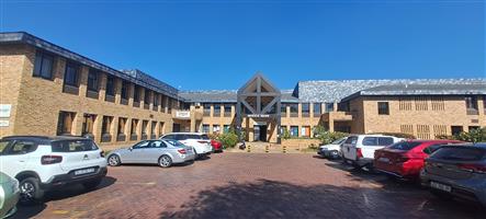 Flexible White Box 195m To Let in Waterfall Office Park