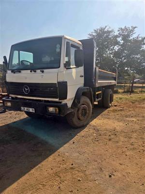 1999 Mercedes Benz  Econoliner 1617 6 Cube Tipper