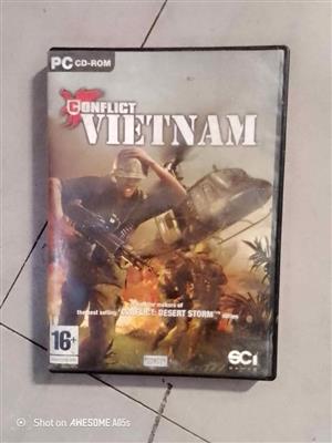 PC CD-ROM CONFLICT VIETNAM: DESERT STORM 1 , 2 & 3