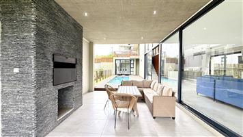 Modern Palm Lakes Estate Home