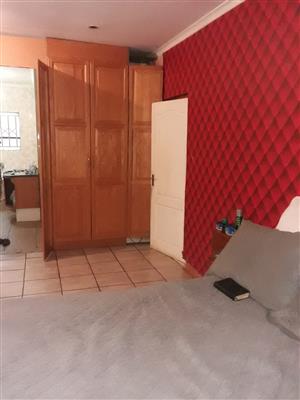 House To Rent In Leondale
