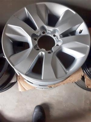 17 inch Toyota Hilux GD6 original mag to use for spare wheel