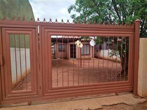 Stunning 3 Bedrooms House To Rent in Soshanguve VV