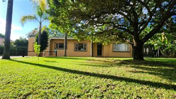 PRIME BUSINESS OPPORTUNITY WITH EXCELLENT EXPOSURE