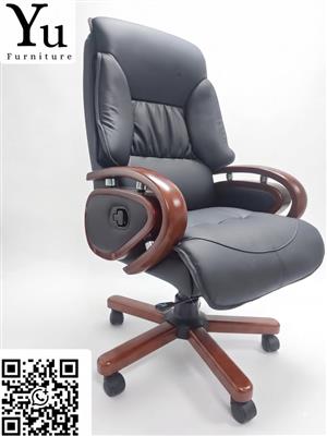 Yu Furniture Heavy-Duty Reclining Executive Office Chair