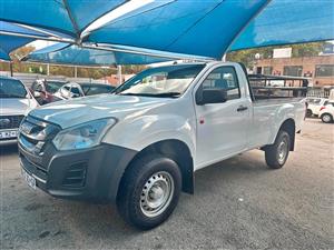 2020 ISUZU KB250 D-MAX S/C Transmission: Manual  Mileage. Fueltype: Diesel  White