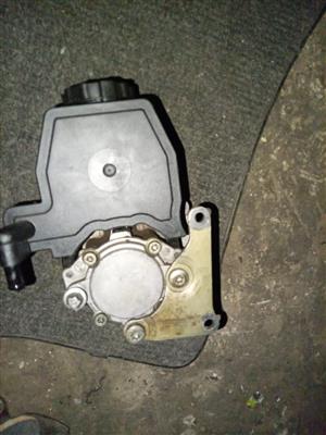 1998 merc W202 c200 m111 engine power steering pump