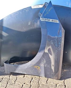 Hyundai Accent fender