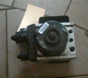 VW Golf 5 abs pump 