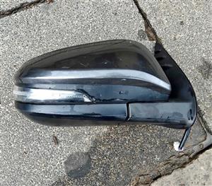 Toyota Hilux GD6  side mirror
