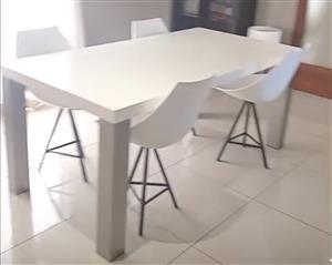 Modern White Designer-Style Dining Chairs – Set of 4