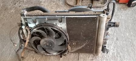 Opel Astra 1.6 G radiator with main fan and Aircon fan