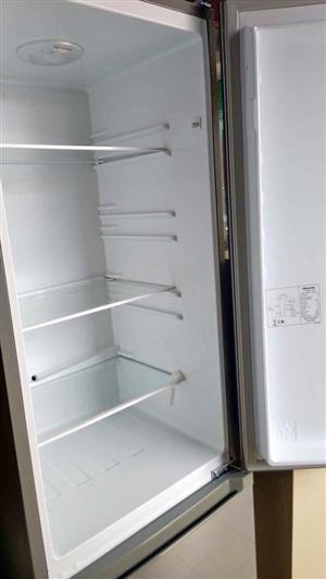 Hi Sense Combi Refrigerator Silver