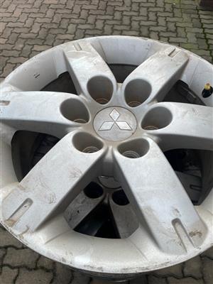 Mag Rims Pajero