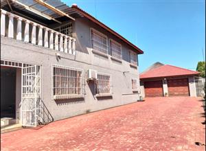 3‑Bedroom Duplex For Sale Hoepoe Street, Helikon Park, Randfontein