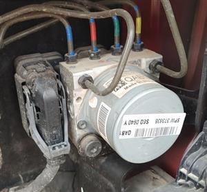 HYUNDAI VENUE ABS PUMP 