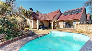 Family Home in 24-Hour Security Estate – Albemarle Ext 2