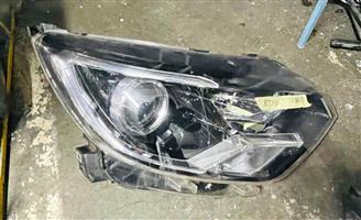 Renault Triber headlight