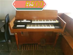 Large organ for sale