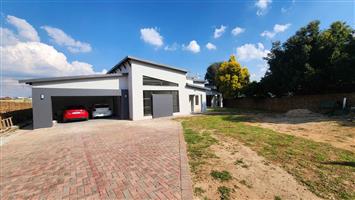 House For Sale in The Reeds