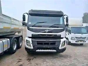 2015 Volvo FMX440 
