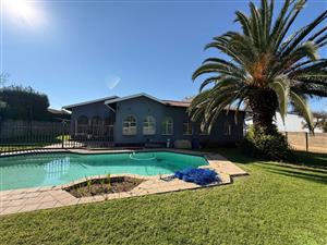 House For Sale in Brackenhurst
