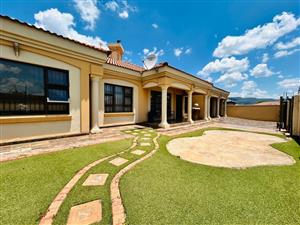 ANOTHER RARE OPPORTUNITY IN EXT12- 4 BEDROOM HOUSE FOR SALE!!
