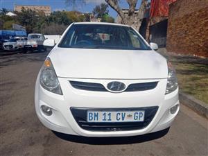 2012 Hyundai i20 1.6 Petrol, Manual, White, 95000kms