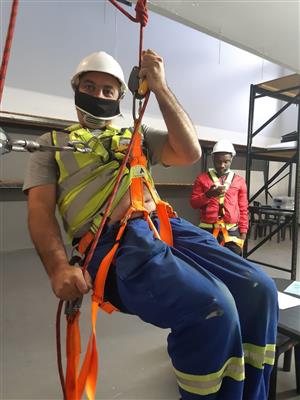 CONFINED SPACES TRAINING 