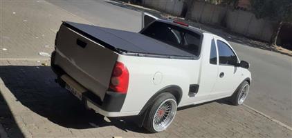 I fit tonneau covers on all bakkies at reasonable prices around vaal