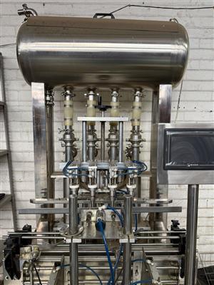 Stainless Steel 4-Head Automatic Liquid Filling Machine