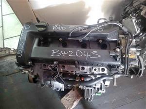 VOLVO S40 2005 ENGINE FOR SALE 