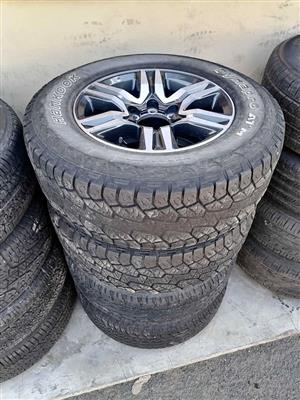 Toyota Hilux 17inch Mag Rims (WITH USED TYRES)