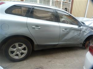 SPARESBOYZ STRIPPING VOLVO XC60 2009 GREY