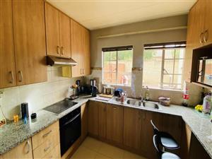 Townhouse For Sale in Kosmosdal