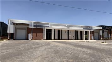 WAREHOUSE TO LET IN CENTURION