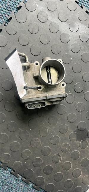 1NR THROTTLE BODY  1.3 COROLLA
