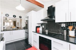 Townhouse For Sale in Weltevreden Park